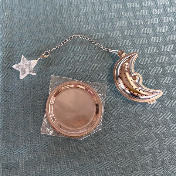 Stainless Steel Moon Tea Infuser with Clear Quartz Star - Picture 1 of 1